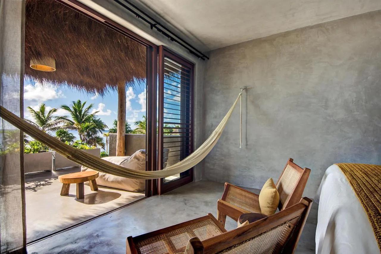 Beachfront Villa In Tankah Bay Tulum