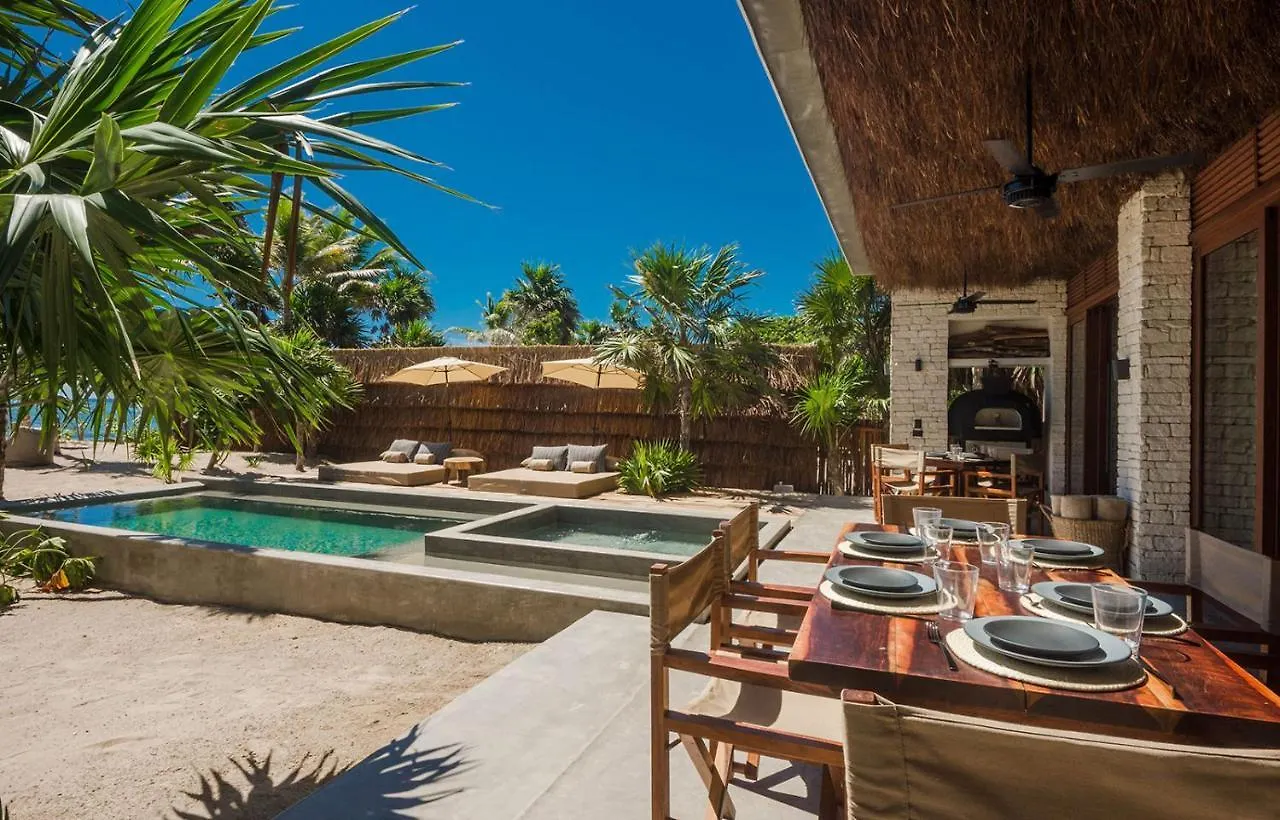 Nyaraló Beachfront Villa Soliman Bay 12